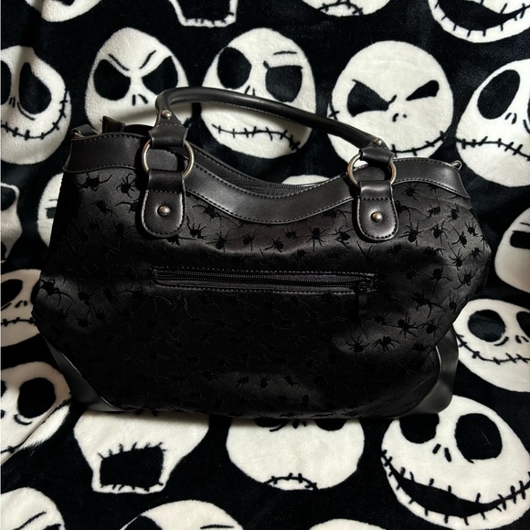 Lost Queen (Banned Alternative) Spider Large Multi Pouch Purse - Picture 3 of 7